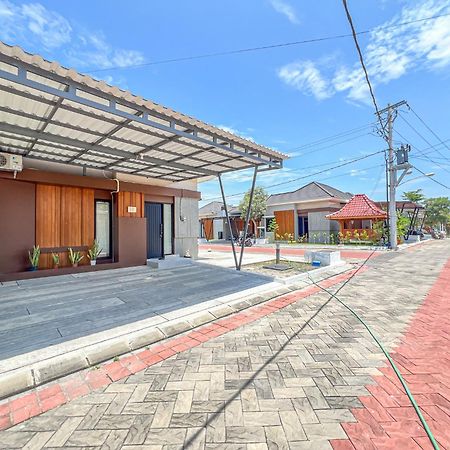Banguntapan Permai B7 Homestay Jogja Gondowulung Kültér fotó